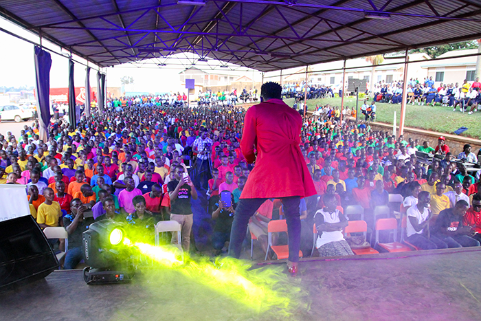 Turn to your neighbor and say, “Neighbor! #GYMO2016 activations were incredible!”